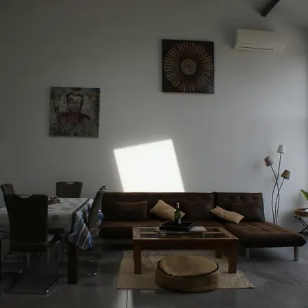 Location D'un Chai à Matha Proche * La Cotinière